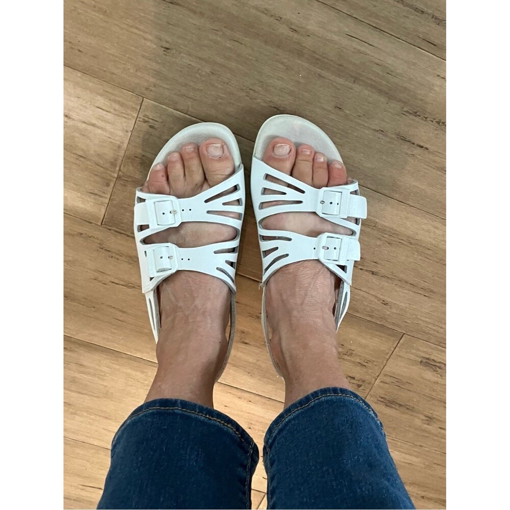Hush Puppies Bounce leather white women’s slingback wedge sandals. Size 8